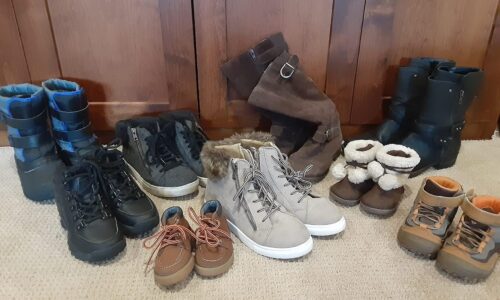 Warm and sturdy shoes